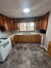 703 Old Riceville Rd in Athens, TN - Building Photo - Building Photo