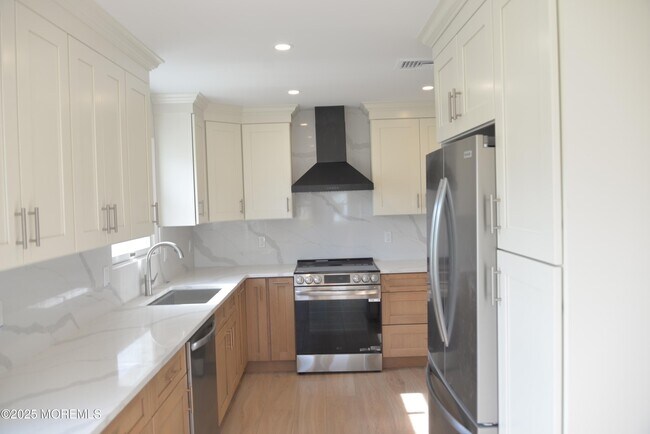 61 Tony Ct in Brick, NJ - Building Photo - Building Photo
