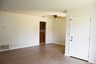 604-606 E Palmyra Ave in Orange, CA - Building Photo - Building Photo