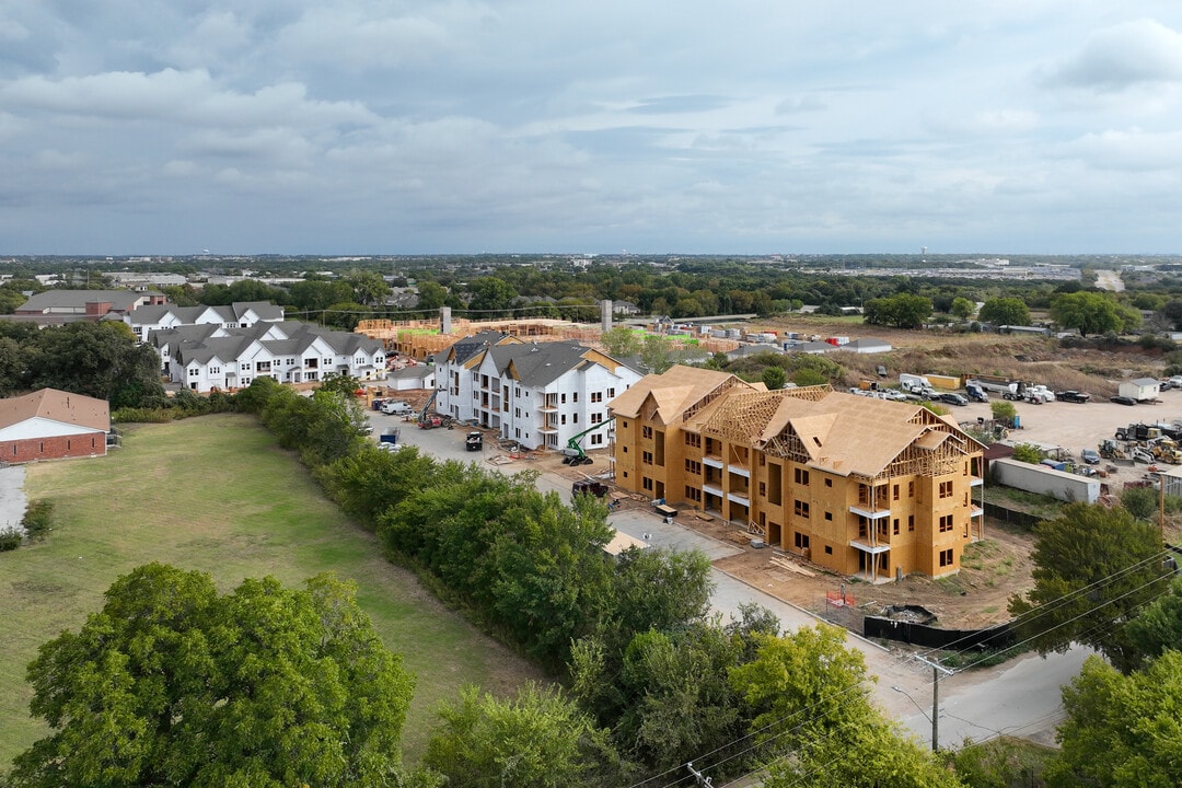 Texas Star in Euless, TX - Building Photo