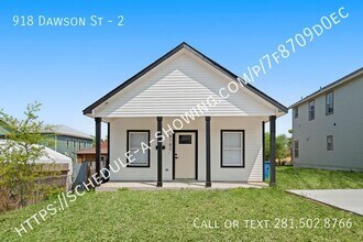 918 Dawson St in San Antonio, TX - Building Photo - Building Photo