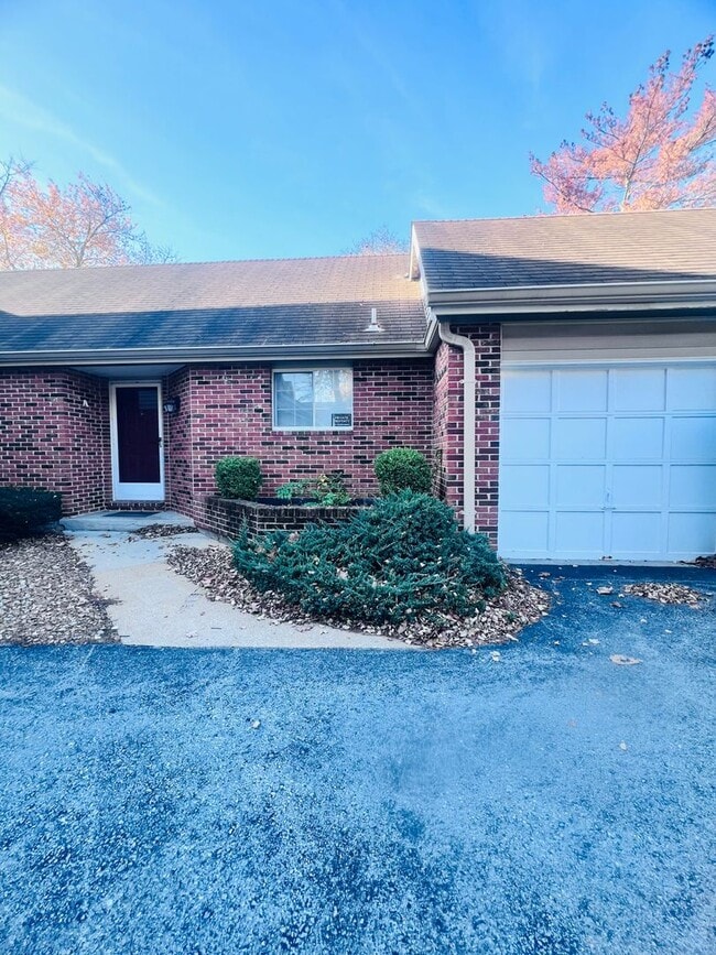 property at 3707 Candlewyck Club Dr