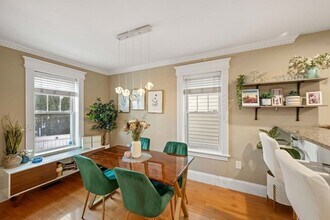8 Mohawk St, Unit 1 in Boston, MA - Building Photo - Building Photo