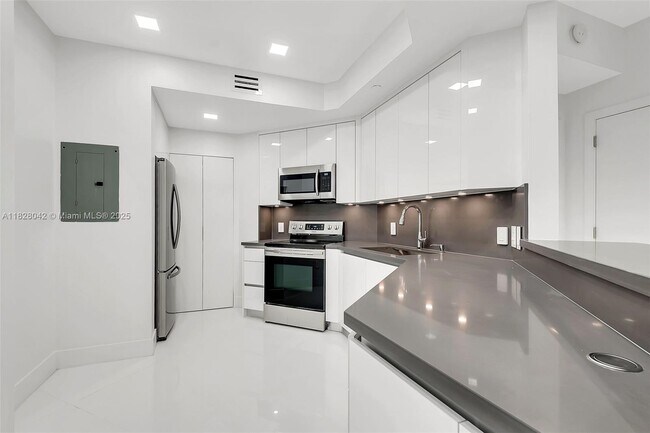 property at 888 Brickell Key Dr