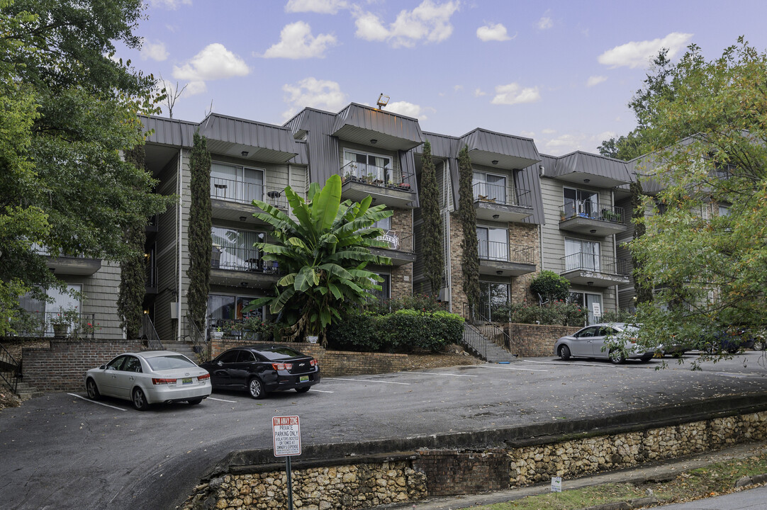 Cliff Highlands in Birmingham, AL - Foto de edificio