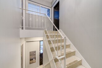 1-3 Heartwoods Ct in St. Louis, MO - Building Photo - Building Photo