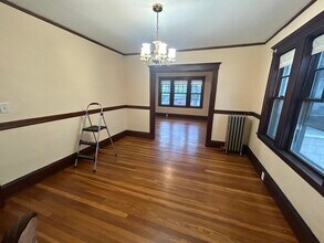66 Lake St in Arlington, MA - Building Photo - Building Photo