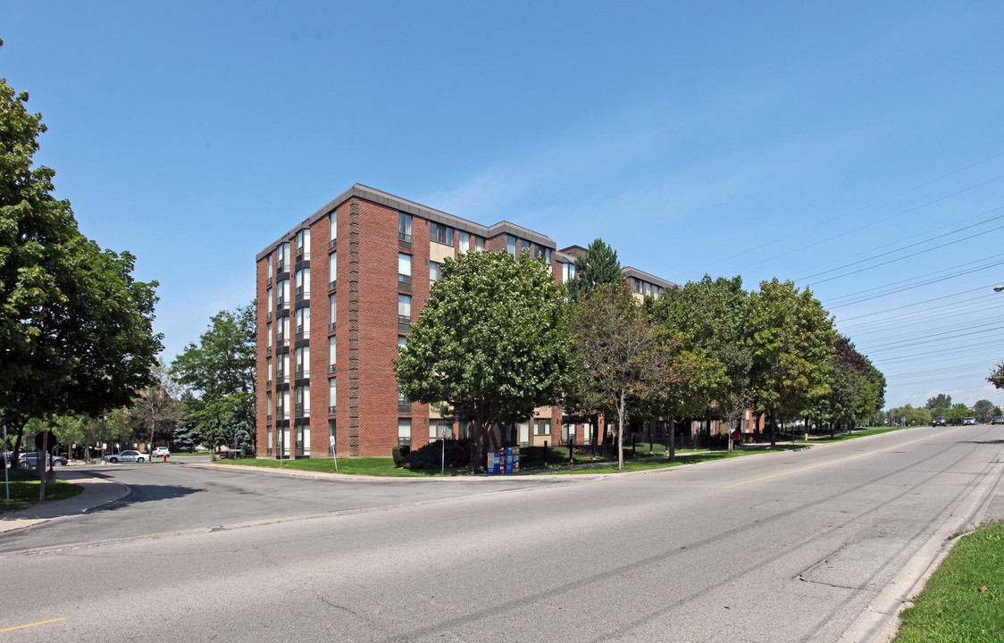 Village at the Pines in Pickering, ON - Building Photo