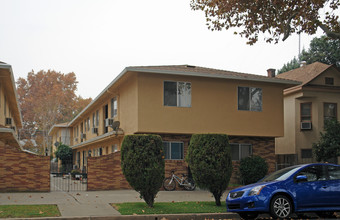 1226 T St in Sacramento, CA - Building Photo - Building Photo