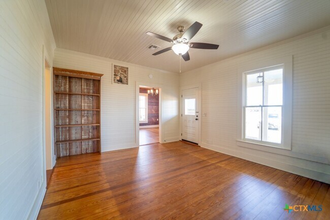 14851 US Hwy 87 in Nursery, TX - Building Photo - Building Photo