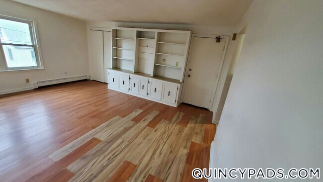 2 Filbert St in Quincy, MA - Building Photo - Building Photo