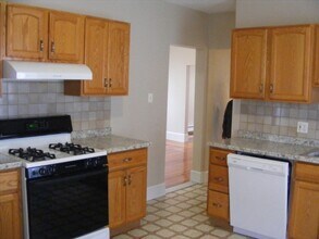 53 Marshall St in Medford, MA - Building Photo - Building Photo