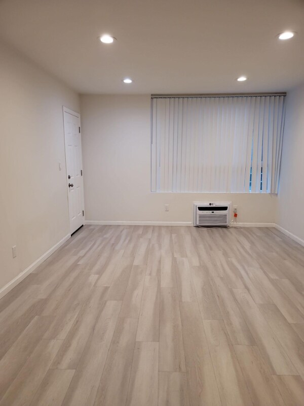 7025 Waite Dr in La Mesa, CA - Building Photo - Building Photo