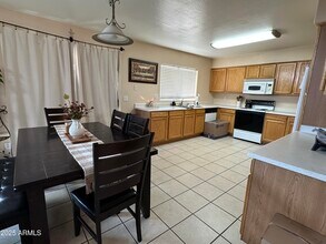 10971 W Rio Vista Ln in Avondale, AZ - Building Photo - Building Photo