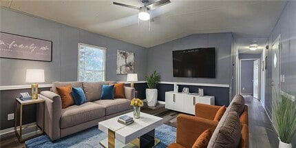 4255 Smoke Creek Pkwy in Snellville, GA - Building Photo - Building Photo