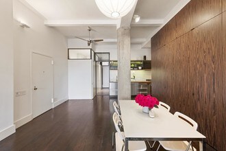 250 Mercer St-Unit -B1202-B12S in New York, NY - Building Photo - Building Photo