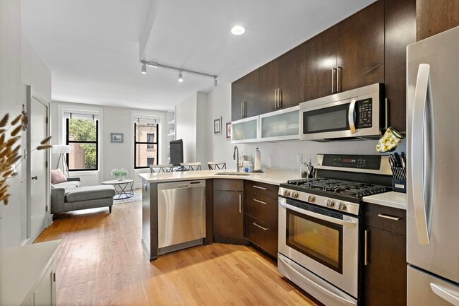 property at 935 Park Ave