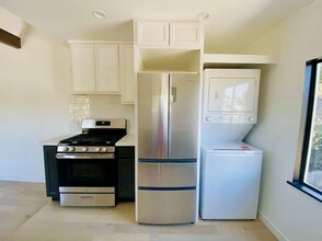 1520 Marsden St in Los Angeles, CA - Building Photo - Building Photo
