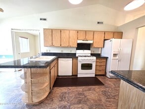 1199 Luane Cir in Prescott, AZ - Building Photo - Building Photo