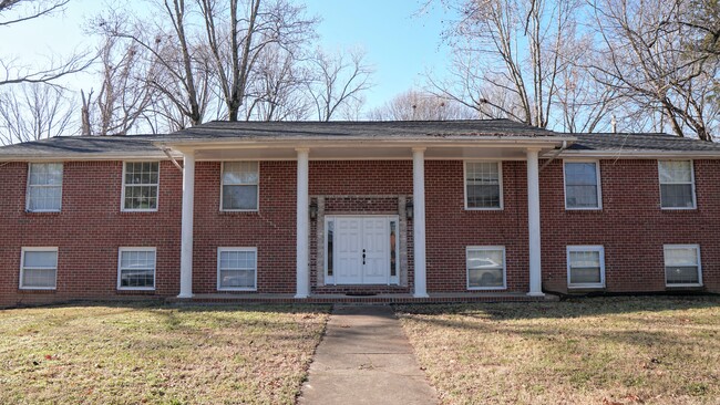 376 Ryder Ave in Clarksville, TN - Building Photo - Building Photo