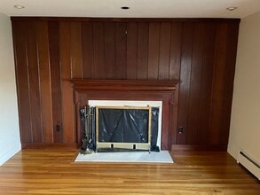 110 Country Ln in Westwood, MA - Building Photo - Building Photo