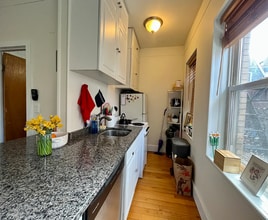 106 Myrtle St in Boston, MA - Building Photo - Building Photo