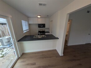 2905 Parker Ln in Austin, TX - Building Photo - Building Photo
