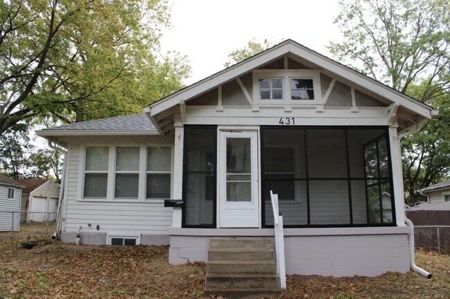 property at 431 N Grand Ave
