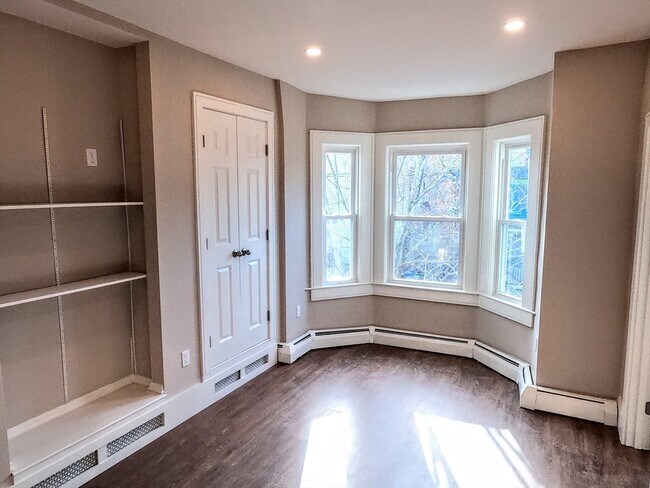 44 Sheridan St in Boston, MA - Building Photo - Building Photo