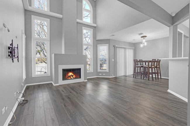 730 Hamilton Ct in Schaumburg, IL - Building Photo - Building Photo