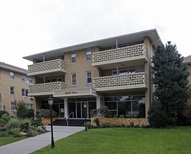 Capital House Apartments East Rockaway, NY Apartments For Rent