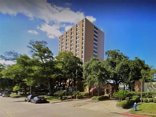 7520 Hornwood Dr, Unit 500 in Houston, TX - Building Photo - Building Photo