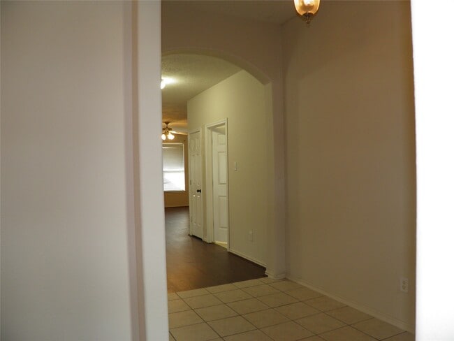 6403 Bonnie Chase Ln