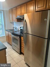 822 S 9th St-Unit -UNIT 2 in Philadelphia, PA - Building Photo - Building Photo