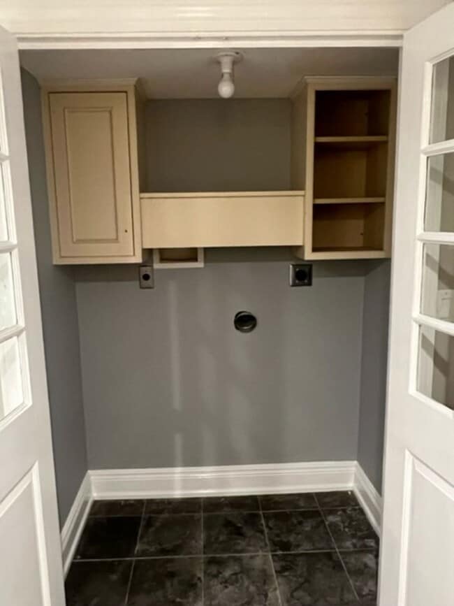63 Cranbury Rd in Norwalk, CT - Building Photo - Building Photo