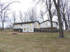 724 6th St N in Winsted, MN - Building Photo - Building Photo