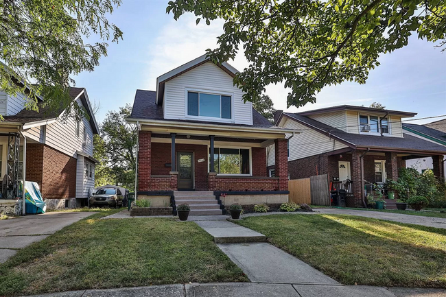 property at 1034 Del Monte Pl