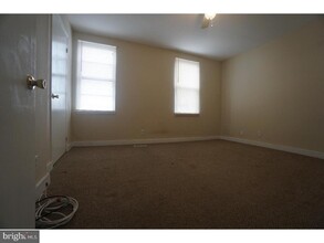 2047 N Howard St-Unit -REAR in Philadelphia, PA - Building Photo - Building Photo