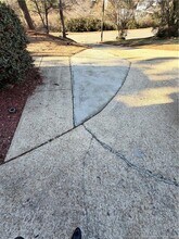 4946 Pinewood Dr in Hope Mills, NC - Building Photo - Building Photo