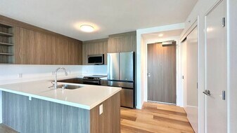 1500 Rycroft St in Honolulu, HI - Building Photo