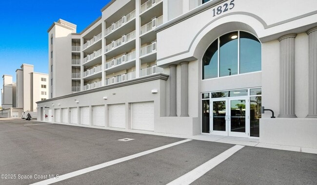 1825 Riverside Dr in Titusville, FL - Building Photo - Building Photo