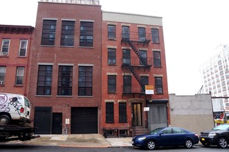 10 Clermont Ave in Brooklyn, NY - Foto de edificio - Building Photo