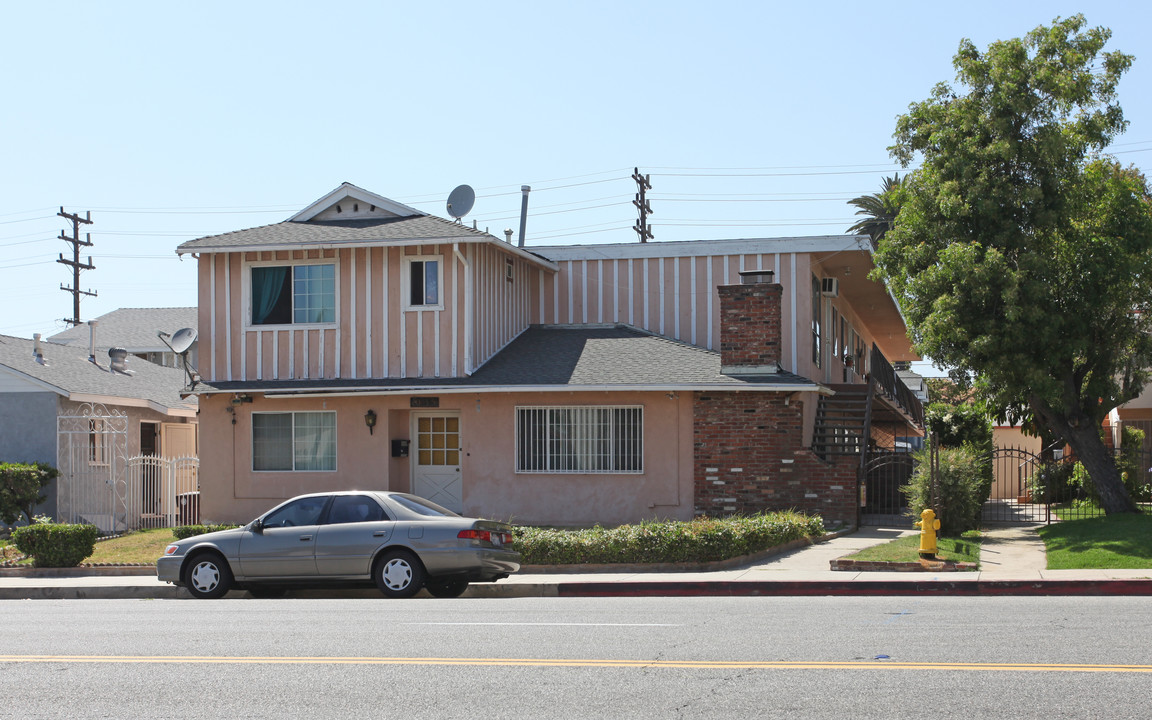 1035 Western Ave in Glendale, CA - Building Photo