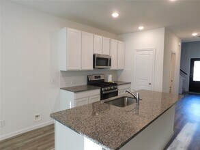 10775 Sora Dr in Willis, TX - Building Photo - Building Photo