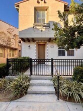 40372 Calle Real in Murrieta, CA - Building Photo - Building Photo