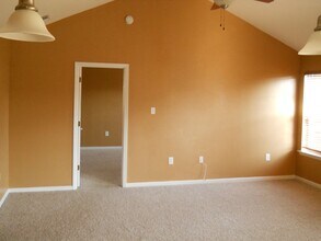 817 Summer Ln in Hahira, GA - Building Photo - Building Photo