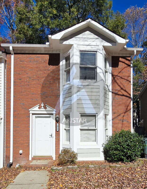 1012 Kennesborough Rd NW in Kennesaw, GA - Building Photo - Building Photo