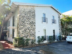 1514 Salzedo St in Coral Gables, FL - Building Photo