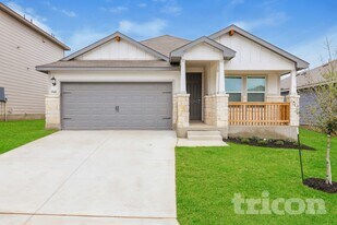 13681 Paxton Blvd in Saint Hedwig, TX - Building Photo