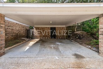 7270 Singing River Ct in Mobile, AL - Building Photo - Building Photo